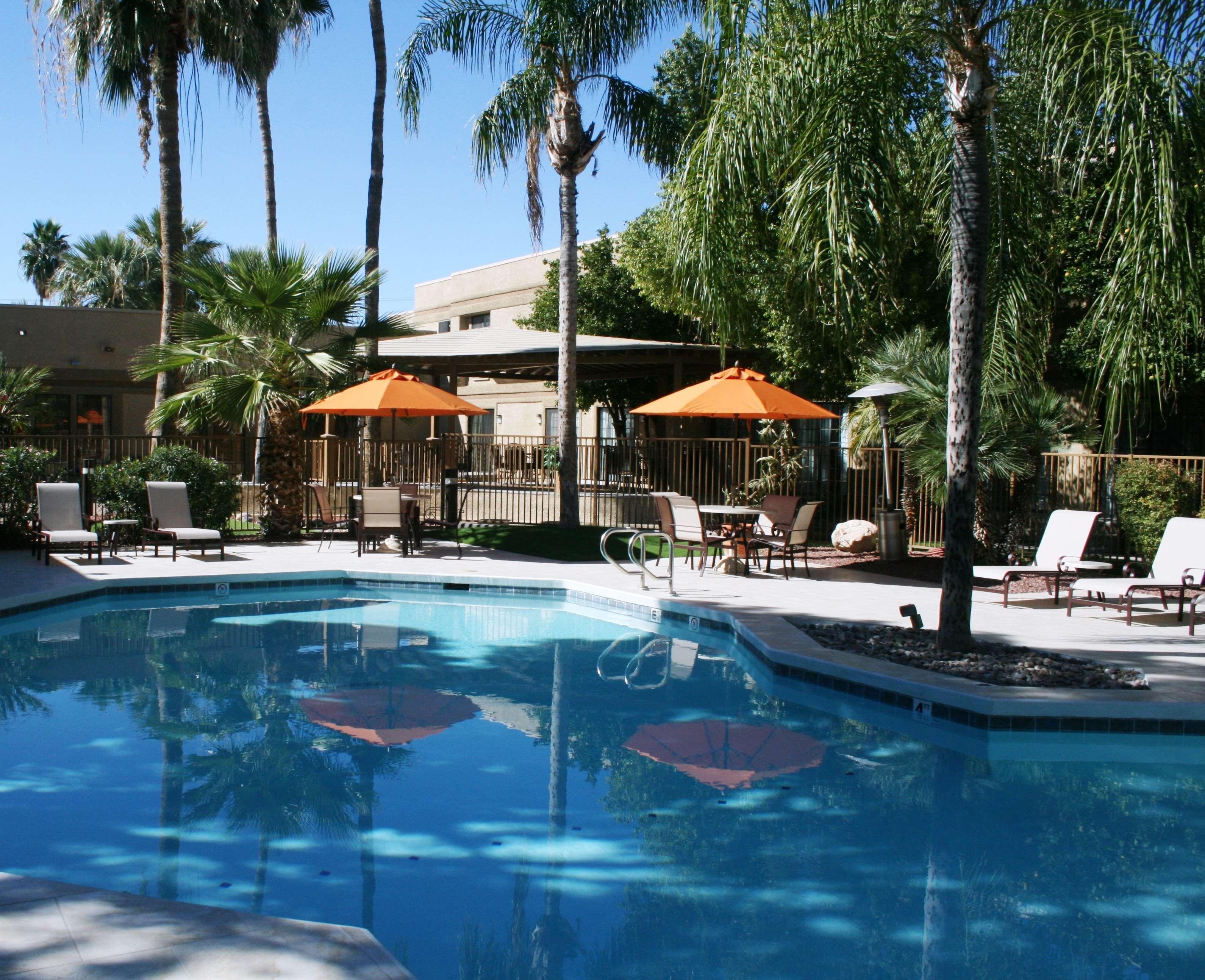Wyndham Tucson Airport Hotel & Conference Center Экстерьер фото